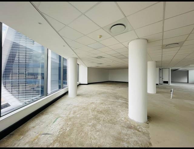 433M² OFFICE TO LET IN WATERFALL